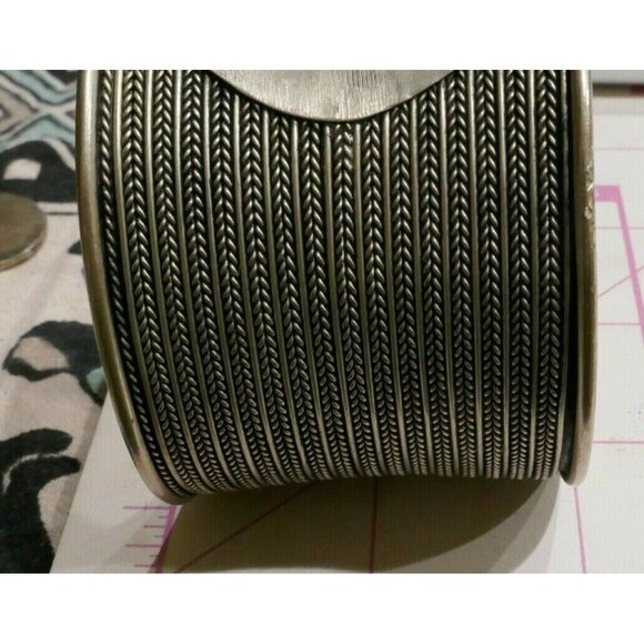 Vintage Shan or Wa/Lawa Bracelet Golden Triangle Hill Tribe Beautiful Wide Cuff - Picture 11 of 16